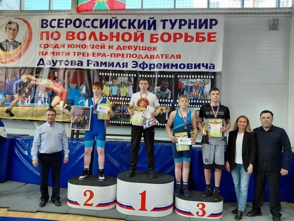 11 апреля 2026 года в Центре спортивной борьбы им.Константинова прошел межрегиональный турнир по вол