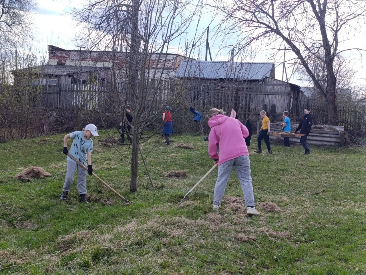 ☘️В рамках всероссийской экологической акции «Зелёная весна» учащиеся и педагоги нашей ...