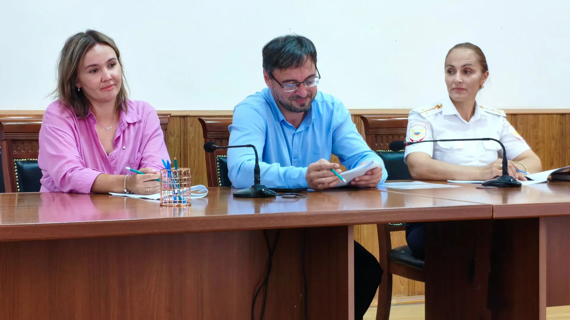 В Каспийске состоялось заседание комиссии по делам несовершеннолетних и защите их прав, на котором б