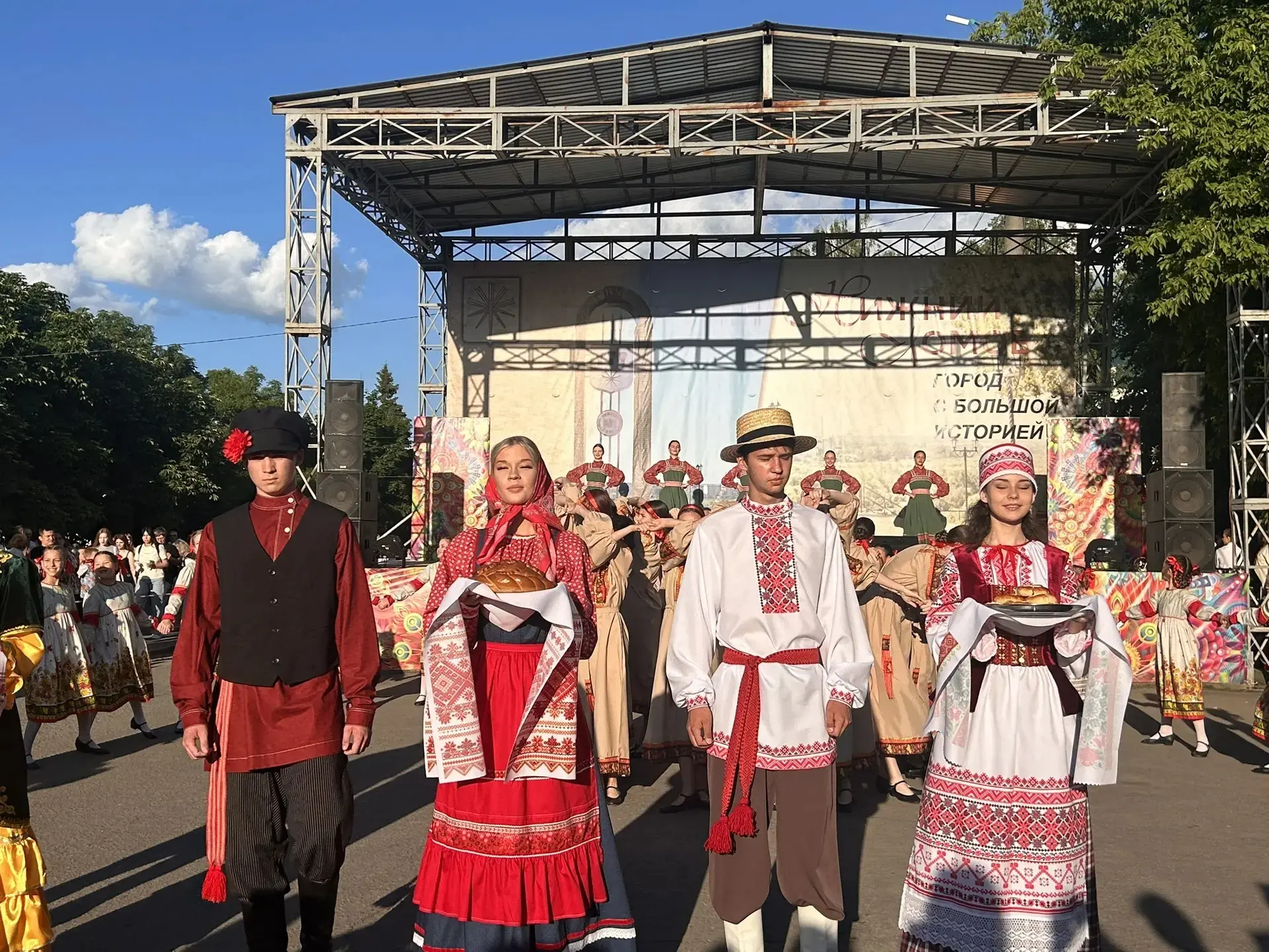 Ещё больше фотографий по ссылке 👇 
https://m.vk.com/album667389956_312779879

Нашли себя или знаком
