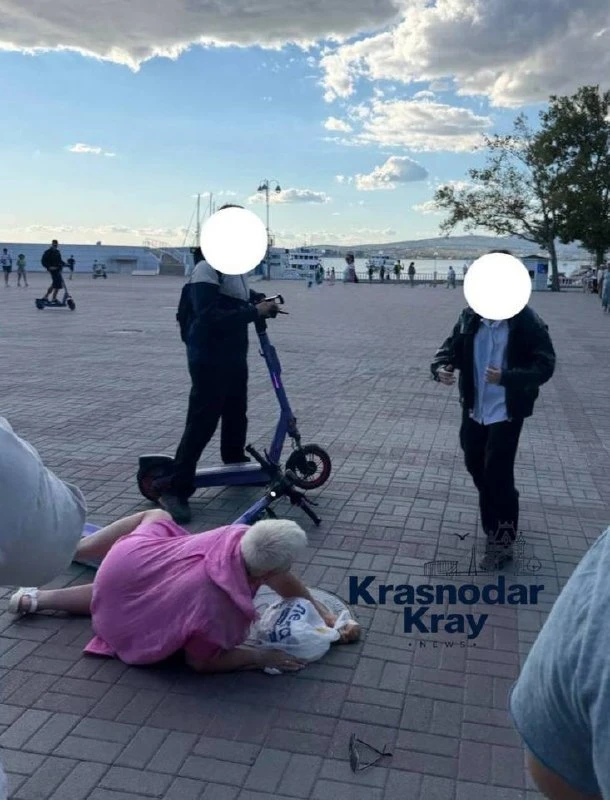 😤 В Геленджике жители жалуются на электросамокаты на набережной