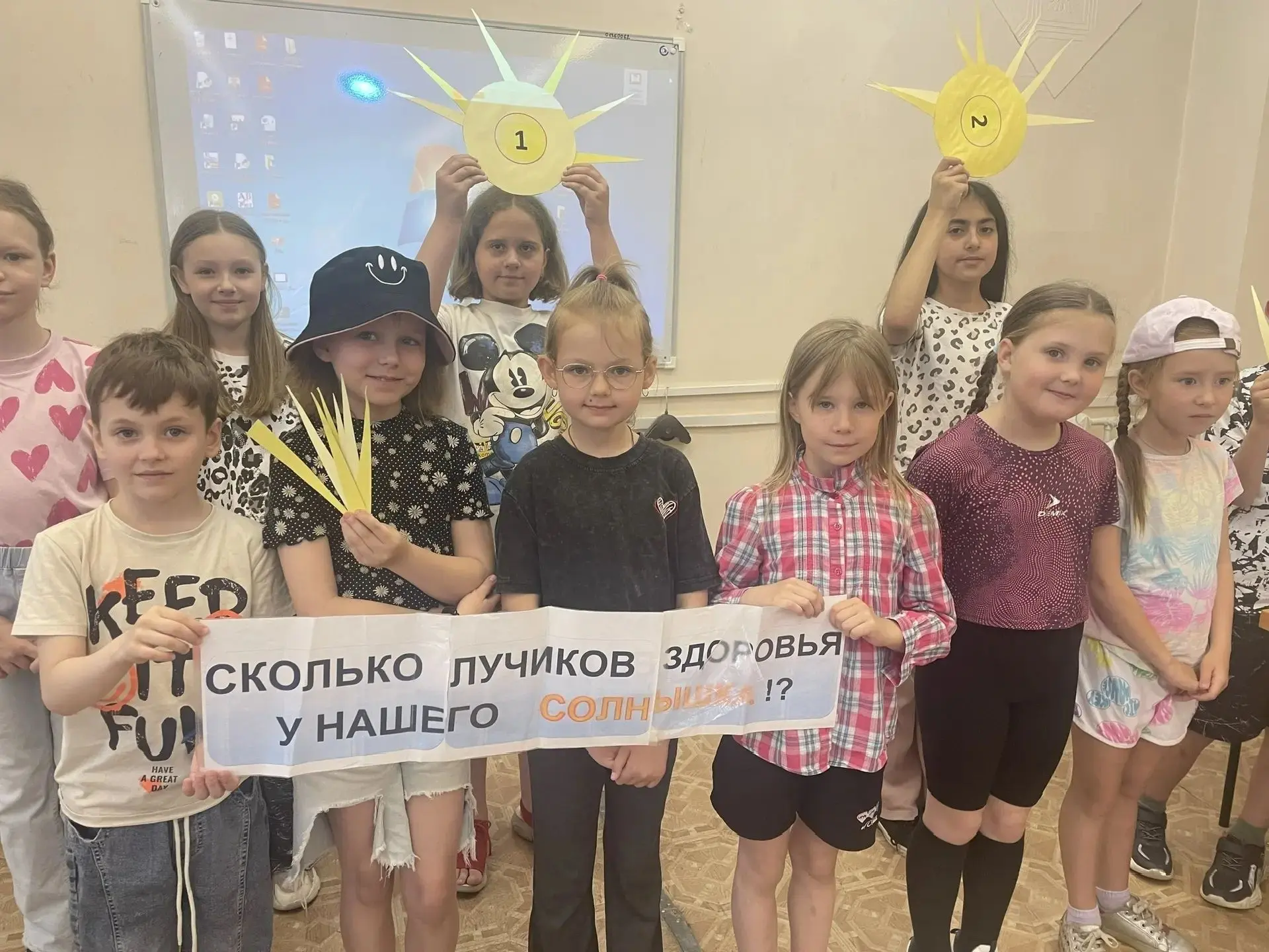 Замечательная встреча прошла в пришкольном лагере «Семь + Я»: к ребятам заглянула Чмутова Надежда Ле