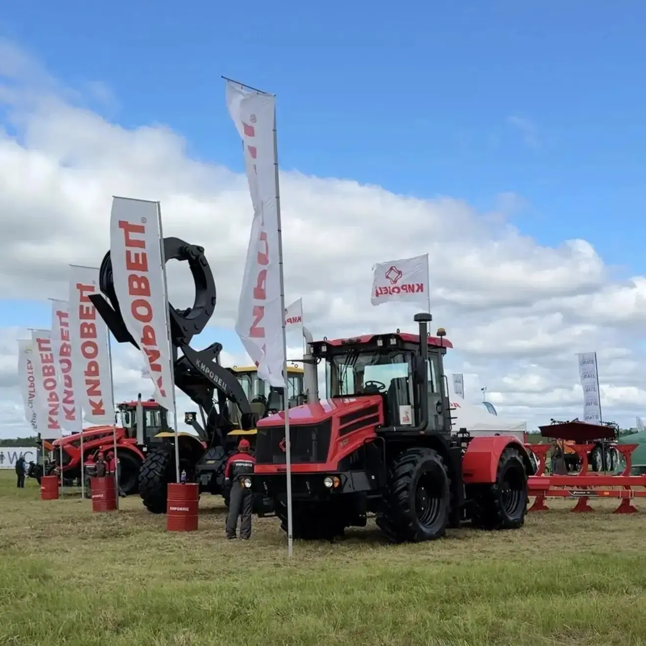 🌾🚜  24 июня — главное полевое событие года в Калужской области! 🔥

Приглашаем на «День Калужского