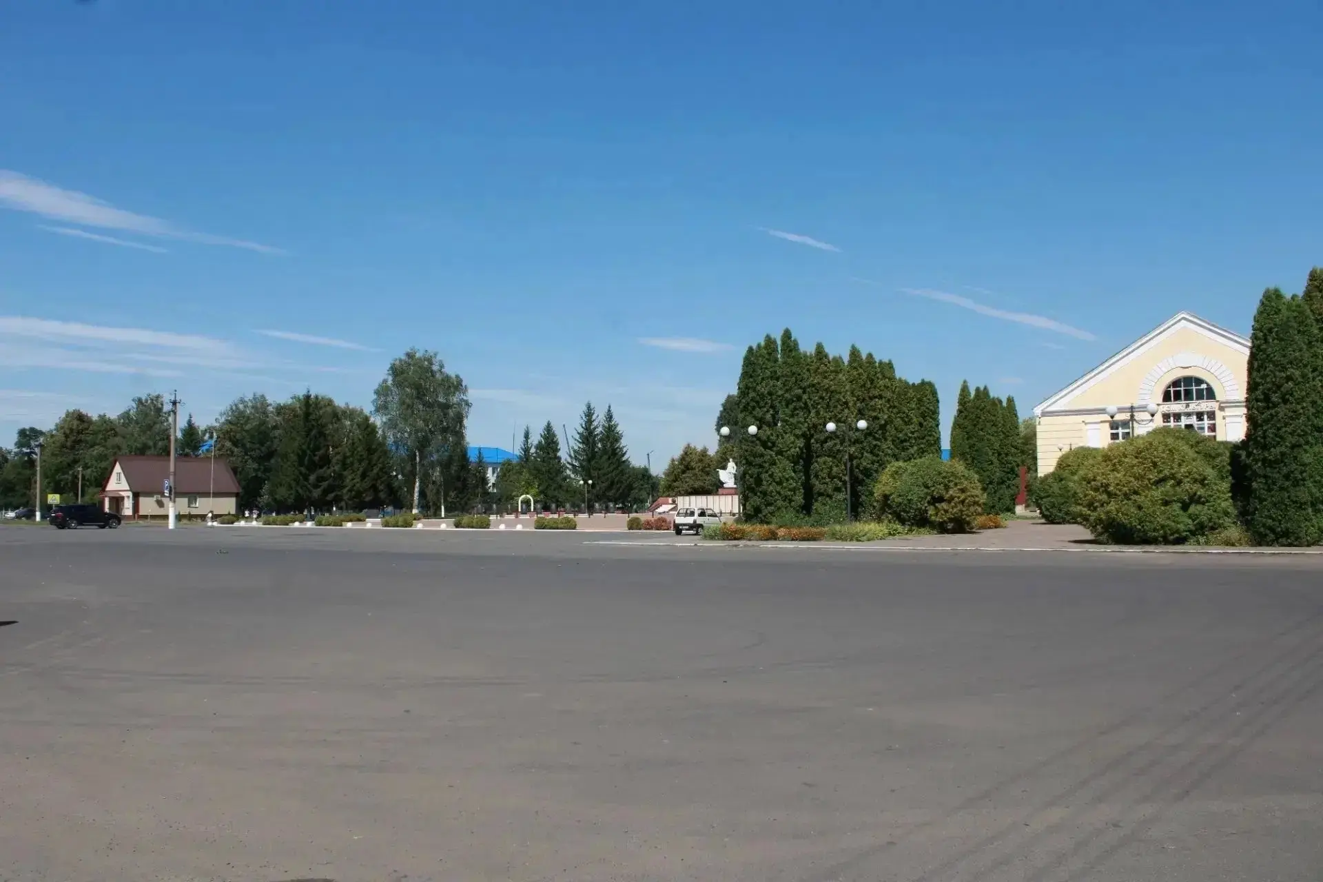 🚧 В 2026 году в Солнцевском районе планируют отремонтировать 12 автомобильных дорог ме...