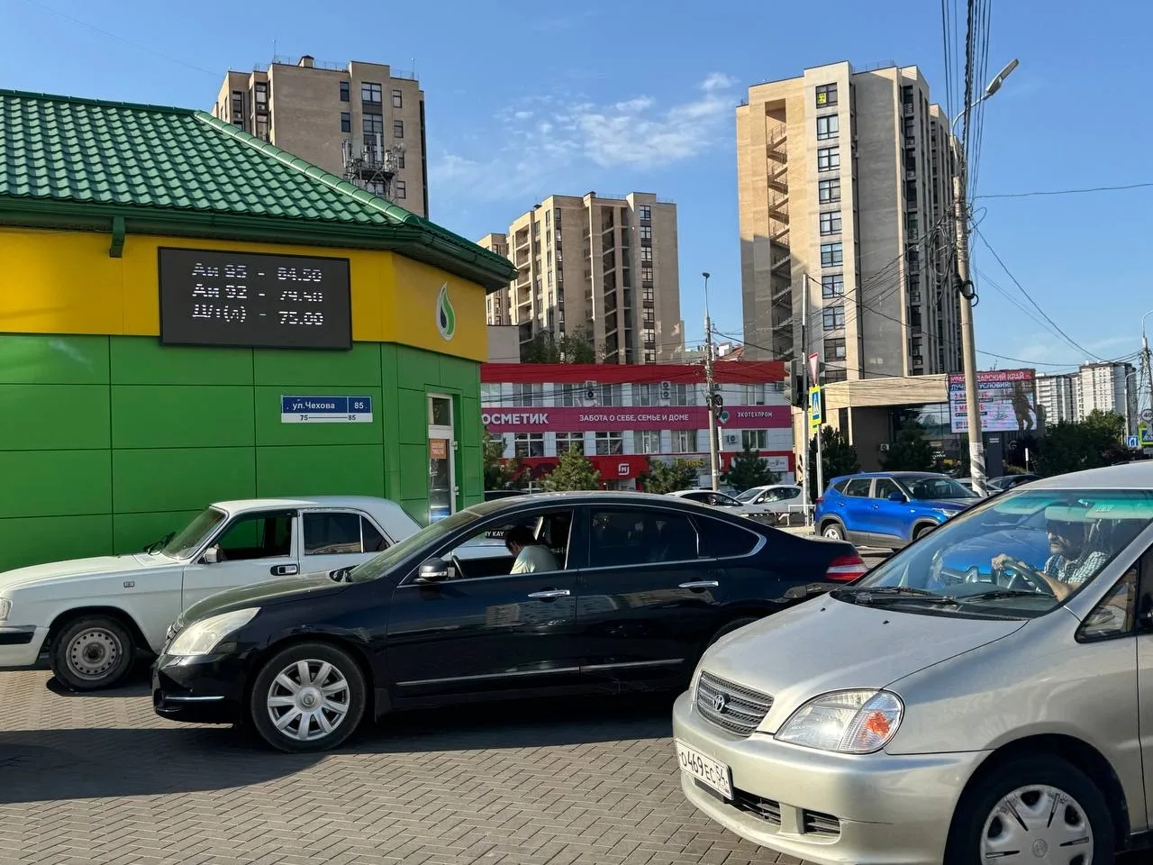 Бензин 29 августа доступен на 11 АЗС Анапы