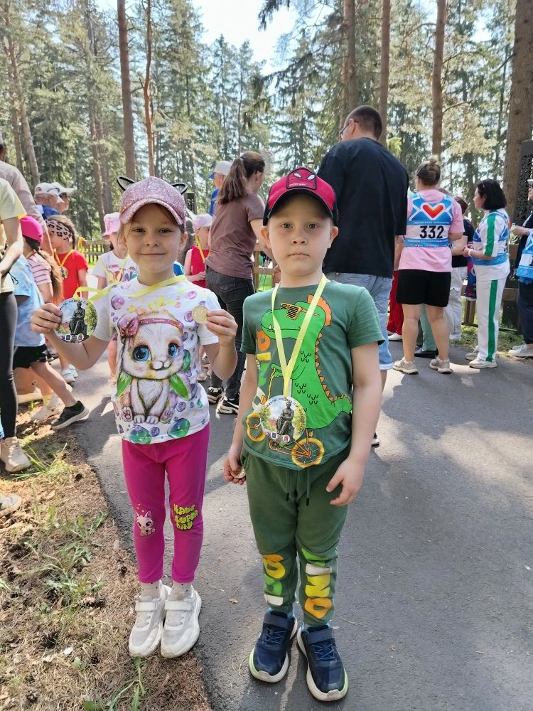 🌲 Фестиваль скандинавской ходьбы в Березовском лесу! 🌲