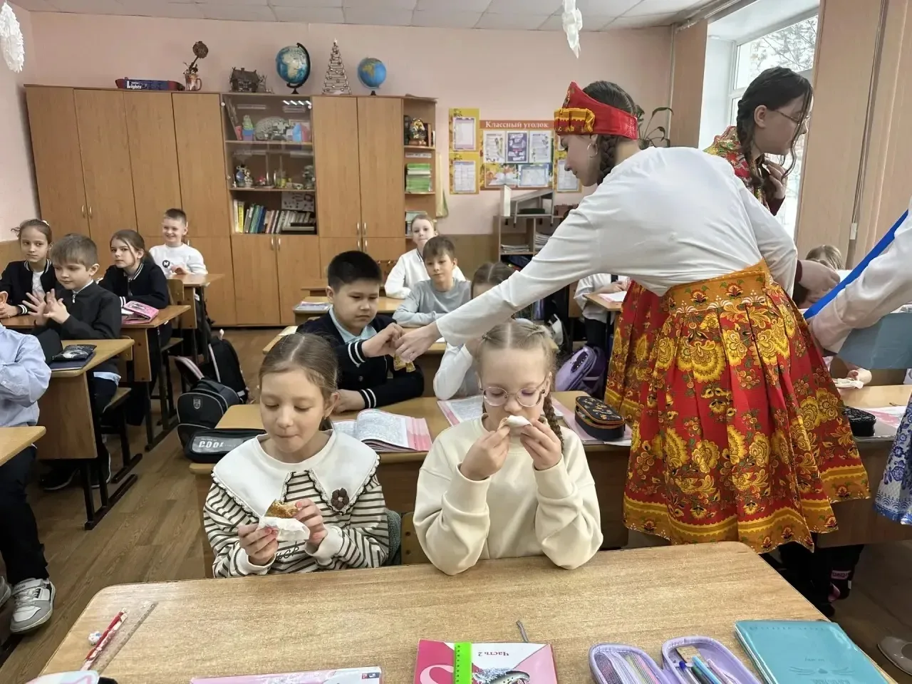 Сохраняя традиции, встречаем весну ✨🌸  Масленица — это не просто блины 🥞 Это целая неделя радости, д