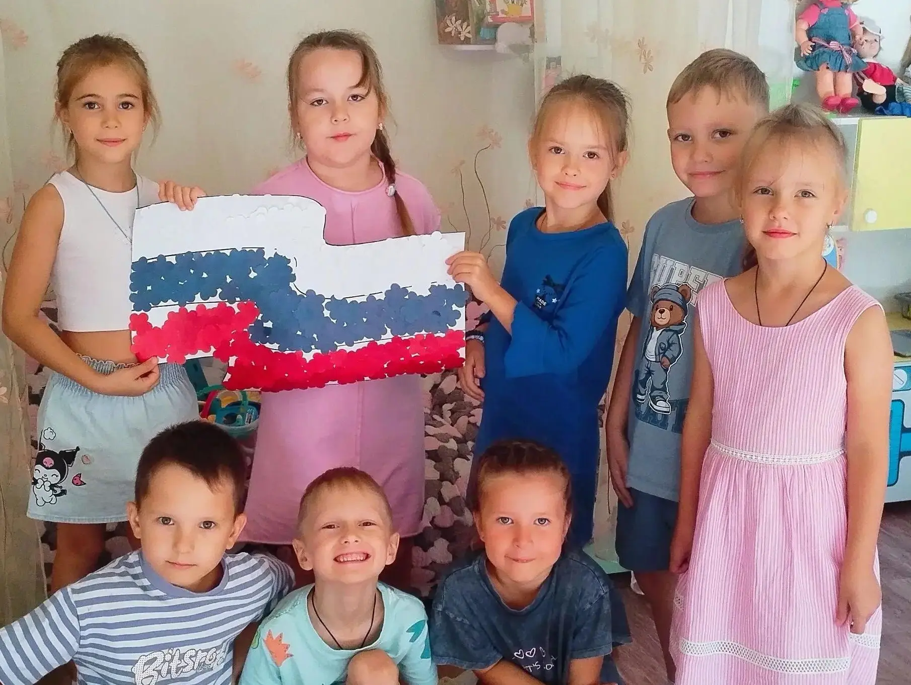 🇷🇺Белый, синий, красный — цвета нашей Родины!🇷🇺