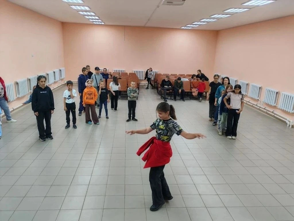 ✨ Детство — лучшая планета: праздник для ребят из п. Гамалеевка‑1 ✨