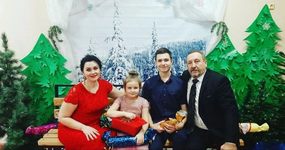🤗Семья. В  этом слове тепло сердец, наполненных любовью и заботой. В нем счастье, уют ...