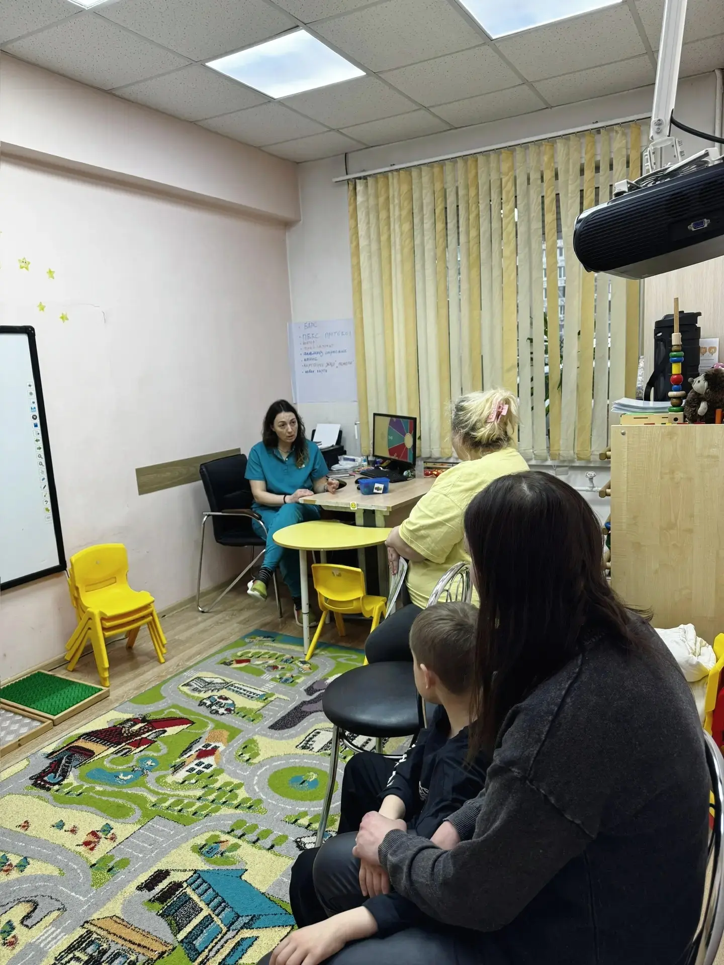 В рамках недели распространения информации об аутизме в Дневном стационаре для психоциа...