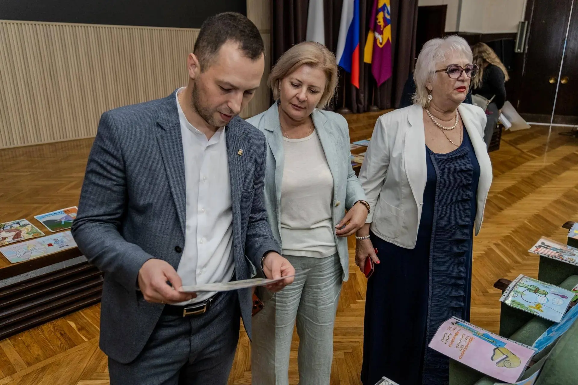 В Ялте подвели итоги конкурса детских рисунков «Охрана труда глазами детей»