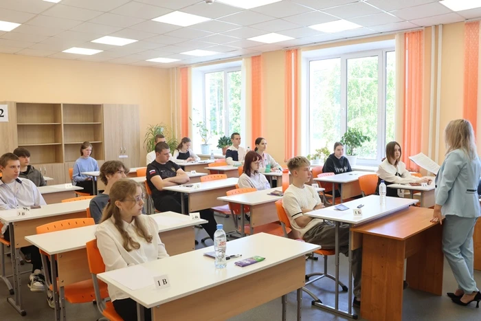 Экзаменационный сезон начался в 9-х классах: во вторник, 2 июня, ребята написали ОГЭ по...