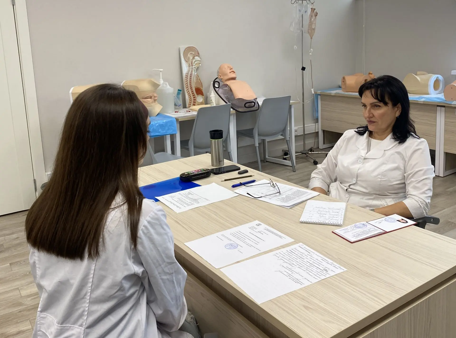 🧬 Первая сессия позади: как первокурсники сдавали биологию?

Для наших первокурсников завершилось о