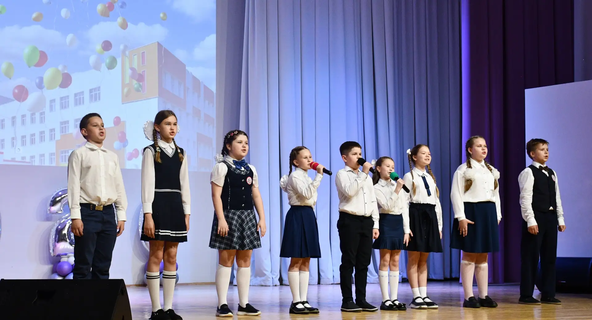 📍Выпускной 4‑х классов: «Сказка о потерянном времени» ожила!  22 мая выпускной для четвероклассников