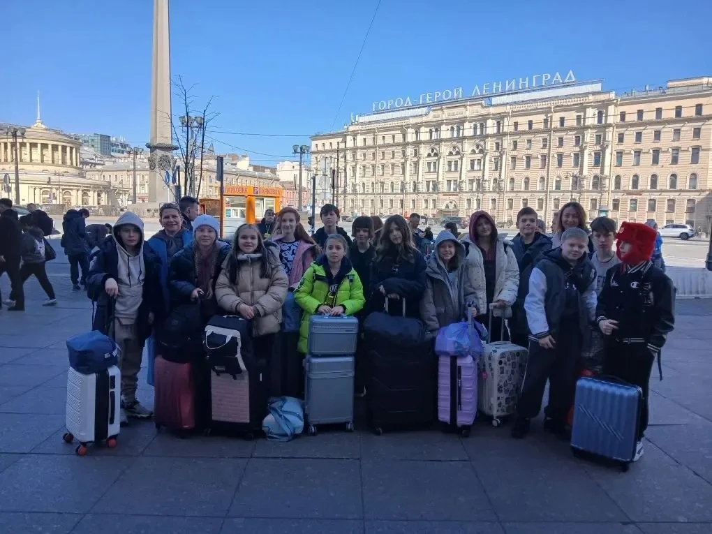 ✨ Наши лицеисты в Санкт-Петербурге! ✨  Наши ребята из 5б класса(классный руководитель — Морозова Окс