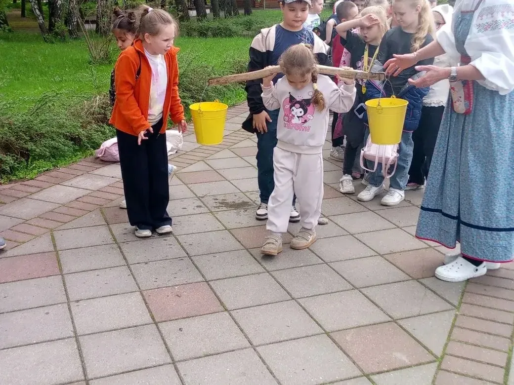 Яркий день в контактной деревне: знакомство с животными и профессиями  ✨В чудесный весенний день 13 
