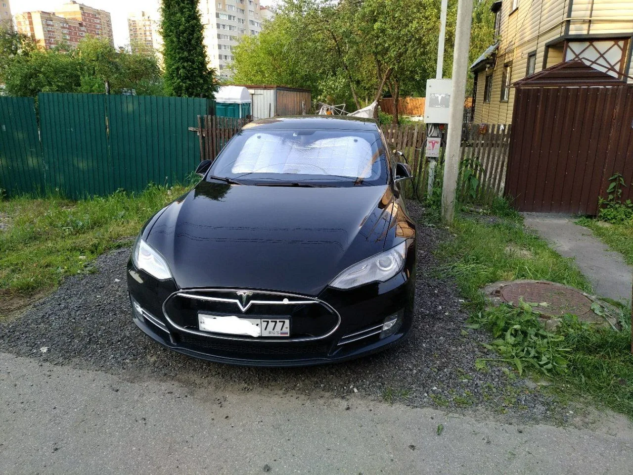 Бесплатная парковка для электрокаров теперь на автомате