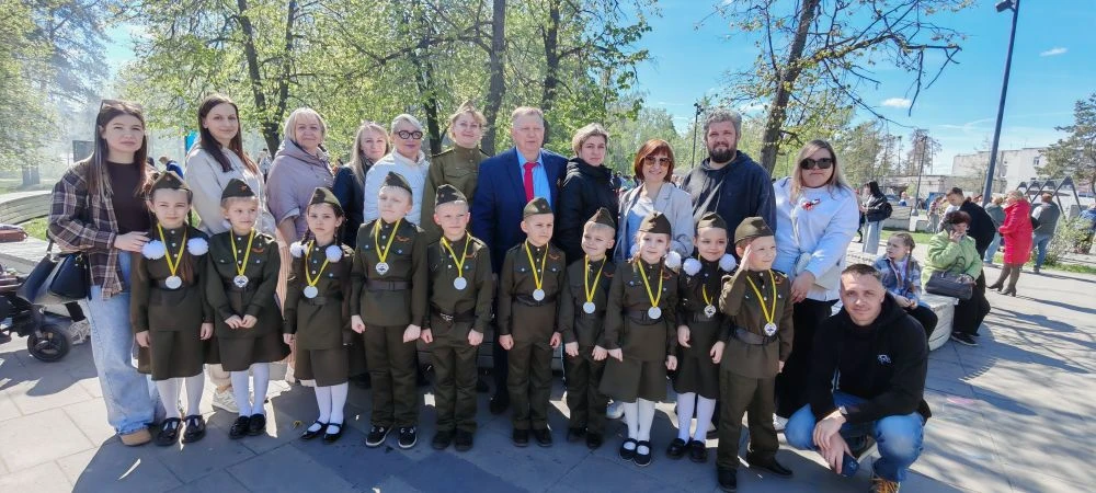 Сегодня, 9 мая, в честь 81 годовщины  великому подвигу непобедимого народа, наши ребята...