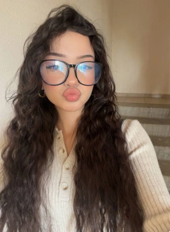 👧 Ксюнька, 18