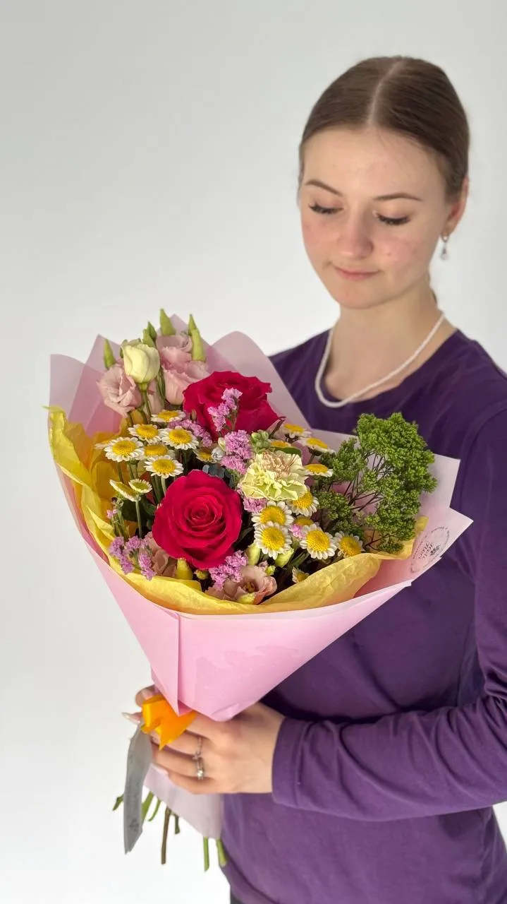 Яркие букеты до 3000 ₽ — и это не просто «что-то там» 🌸