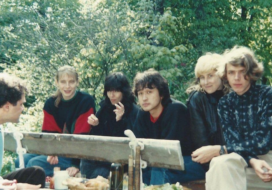 Виктор Цой с друзьями. 1980-е
#ссср

СССР История Факты