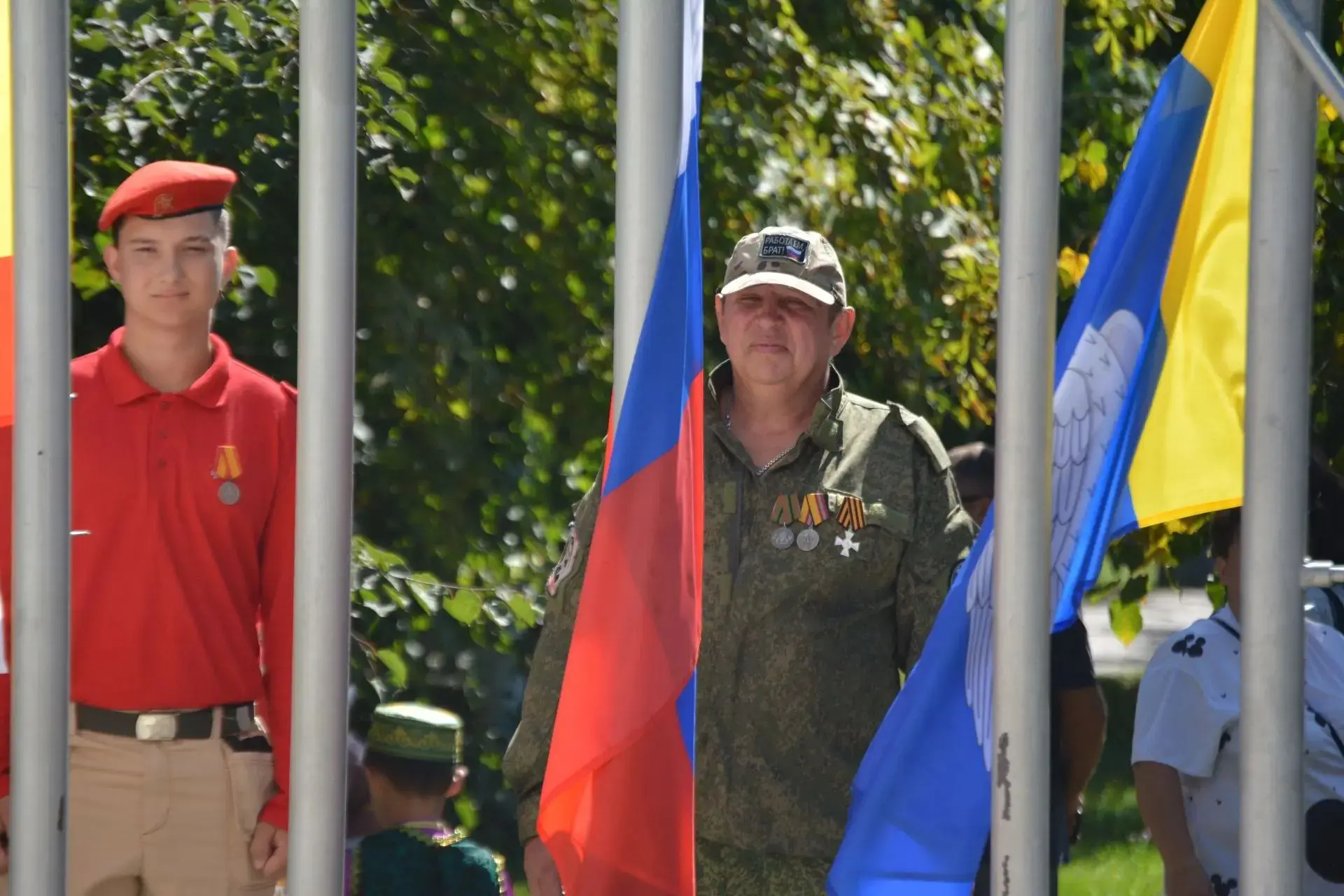 🇷🇺 «Триколор единства: Сапожок гордится Родиной!» 🇷🇺