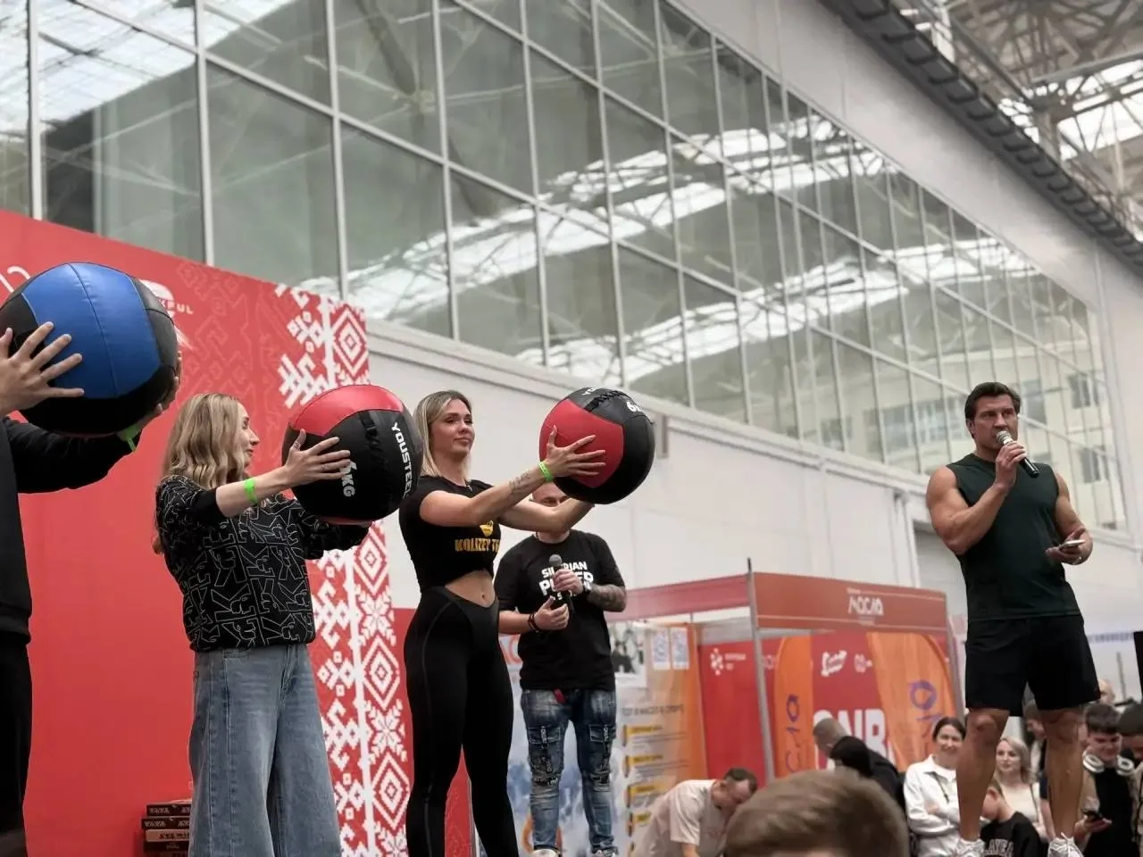 💪 Выходные силы и драйва!  👏 В минувшие выходные прошел крупнейший фестиваль силы, красоты и грации 