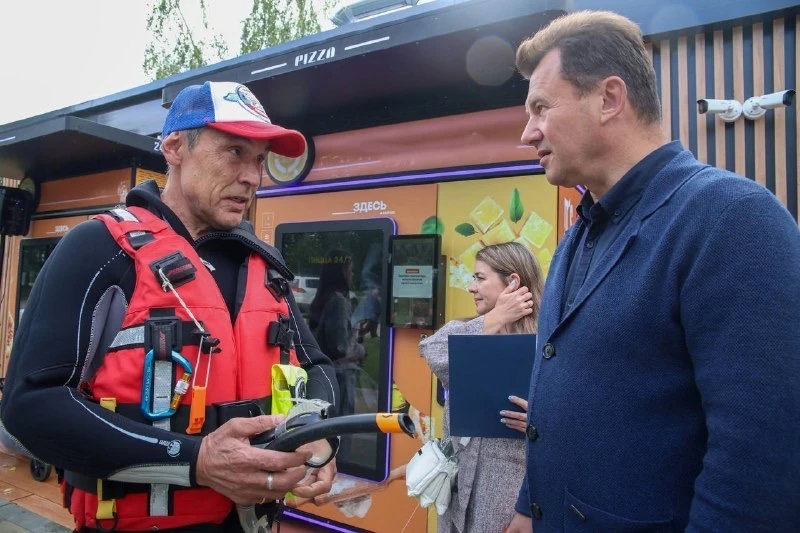 🐕 Собаки МЧС спасали людей из воды