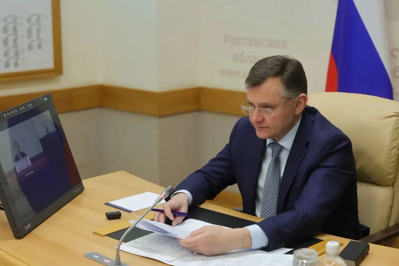 Провёл приём граждан по поручению Президента России. Во время встречи обсудили вопросы ...