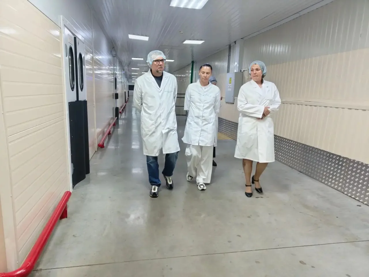 🍲 Качество школьного питания — под личным контролем!