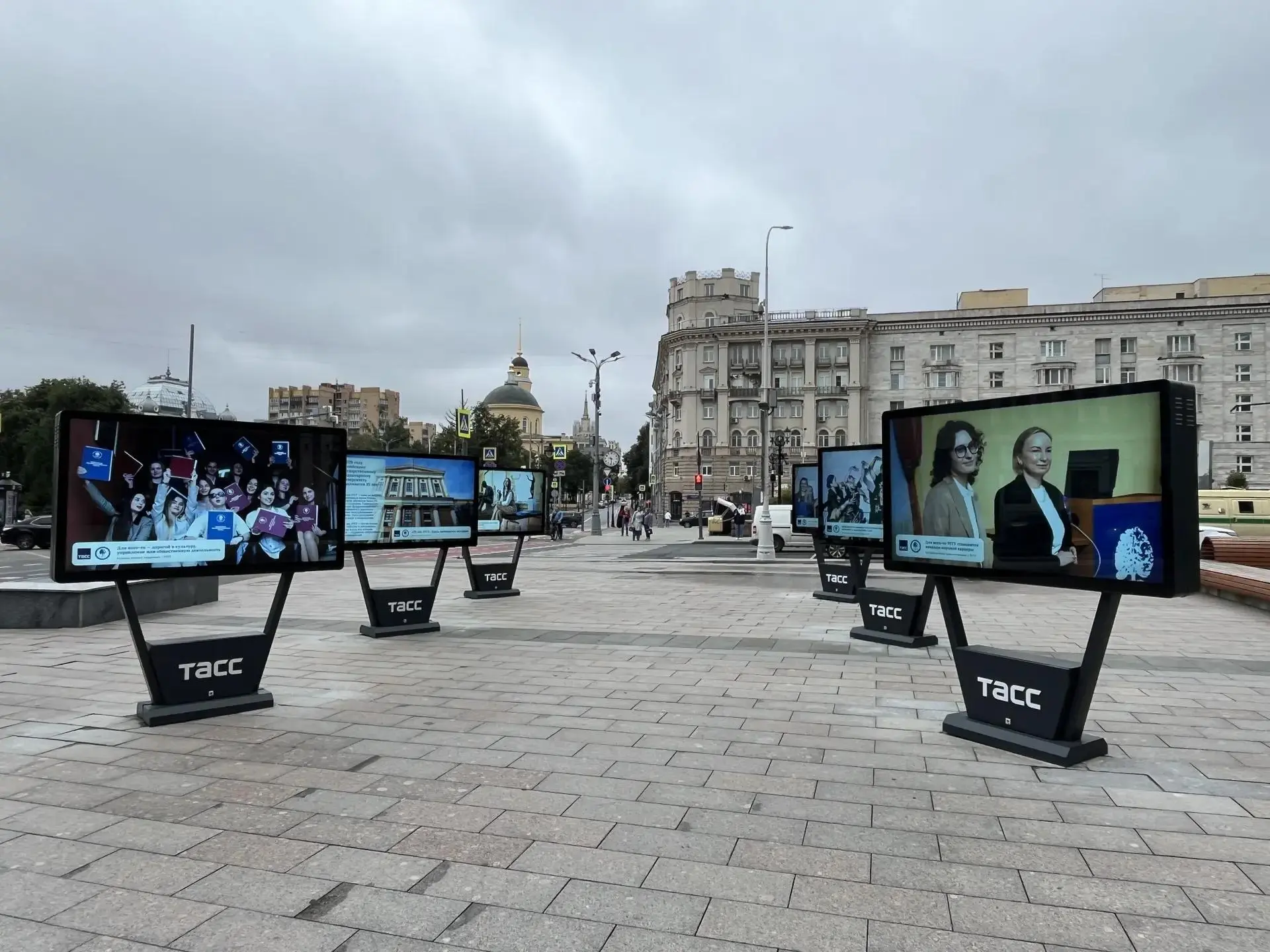 📷 РГГУ и ТАСС приглашают на выставку о студентах, их университетской жизни и будущем, ...