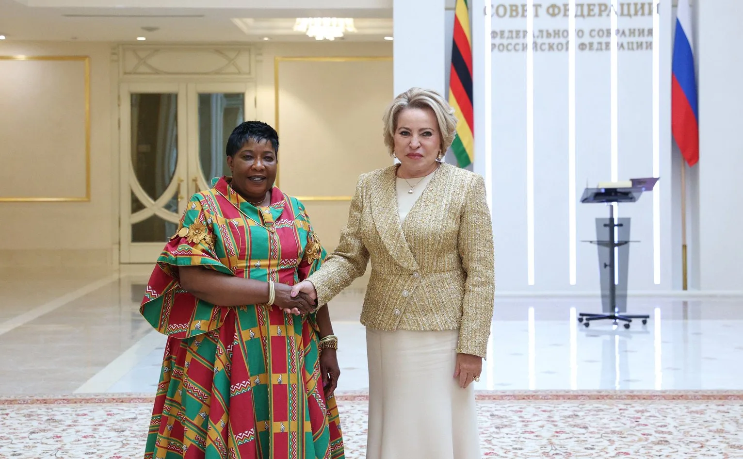 🇷🇺🇿🇼 Валентина Матвиенко пригласила первую леди Зимбабве Ауксиллию Мнангагву на пят...