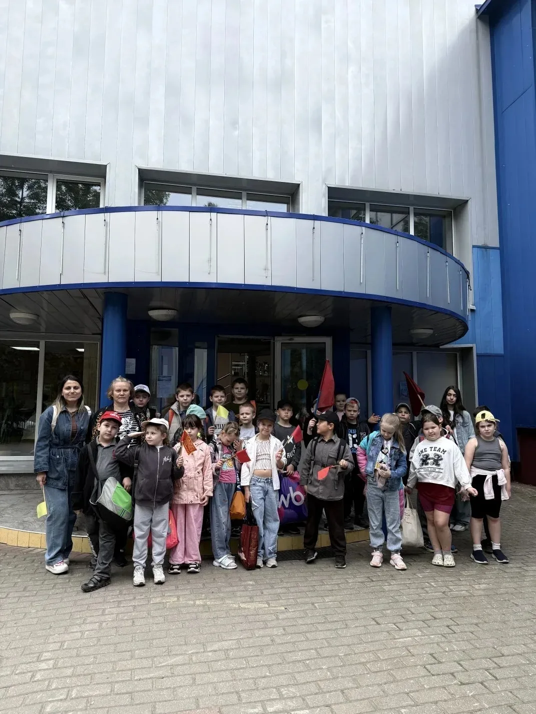 03.06.2026, 1 отряд «Рыбка»

Сегодняшний день в лагере начался с утренней зарядки. Затем мы повторил