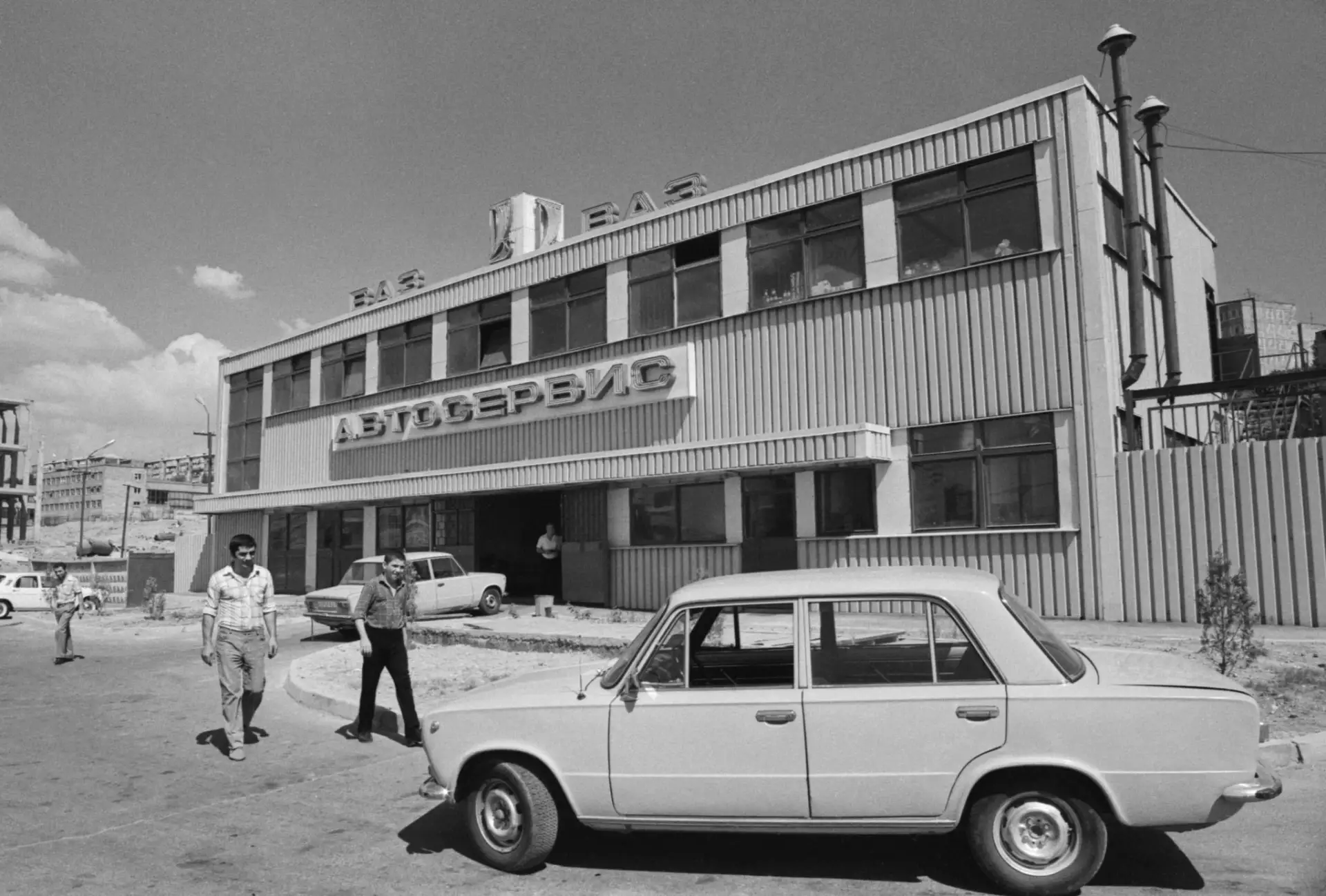 14 июня. День в календаре.

14 июня 1979 г. во Владивостоке начала действовать первая современная ст