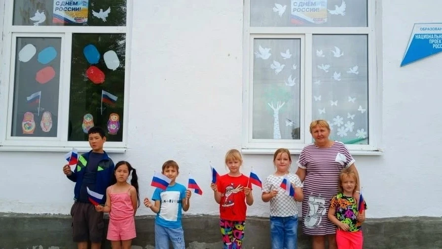 🇷🇺 Дышим Россией: как «Улыбка» встретила главный праздник страны