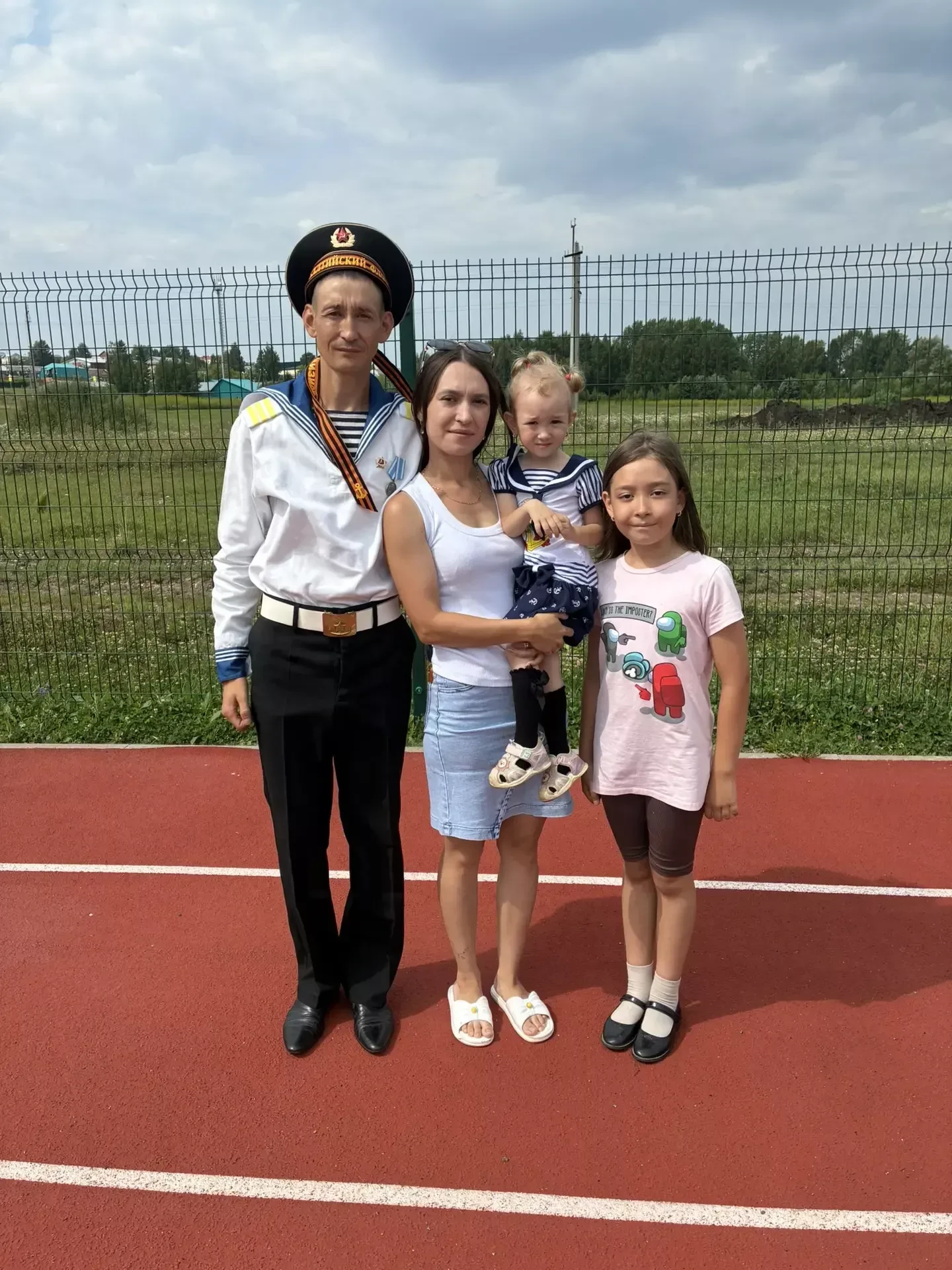 Данияр Кәримов - чын тренер!

Авылдашым Данияр Кәримов турында күптән язасы килә иде, җае чыкты. Фут