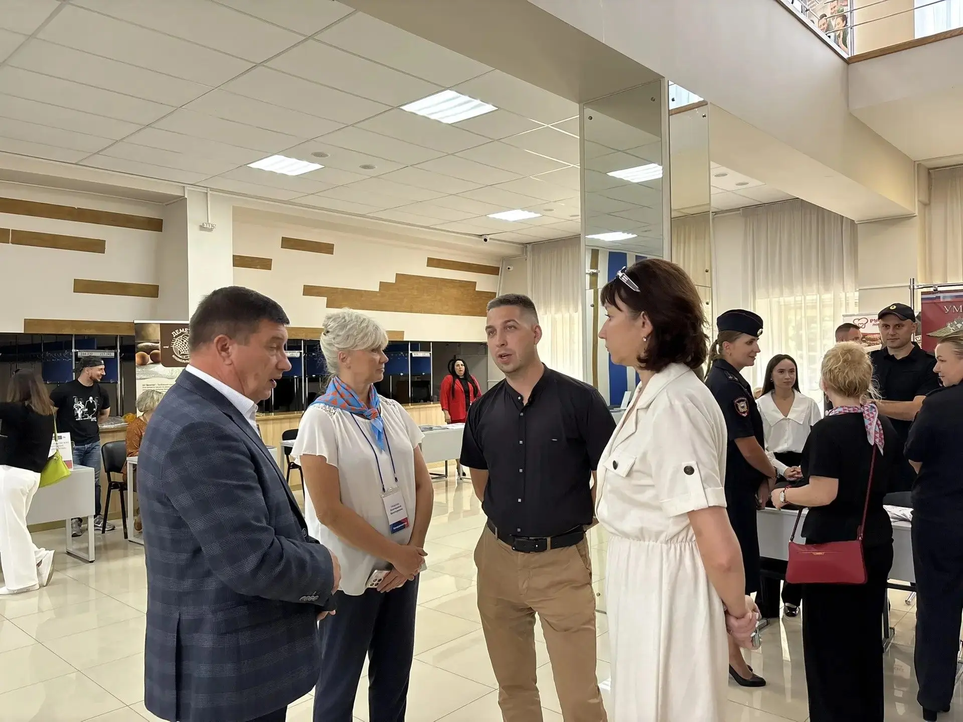 ⚡️ Прямо сейчас на нашей ярмарке трудоустройства сотрудники ООО «ВБ Котовск» могут  про...