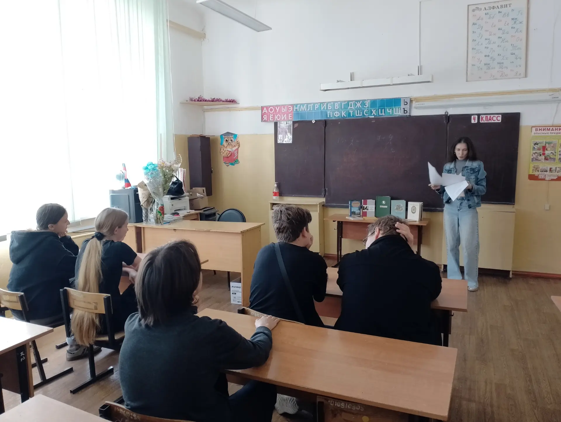 ОН ПАМЯТНИК СЕБЕ ВОЗДВИГ НЕРУКОТВОРНЫЙ