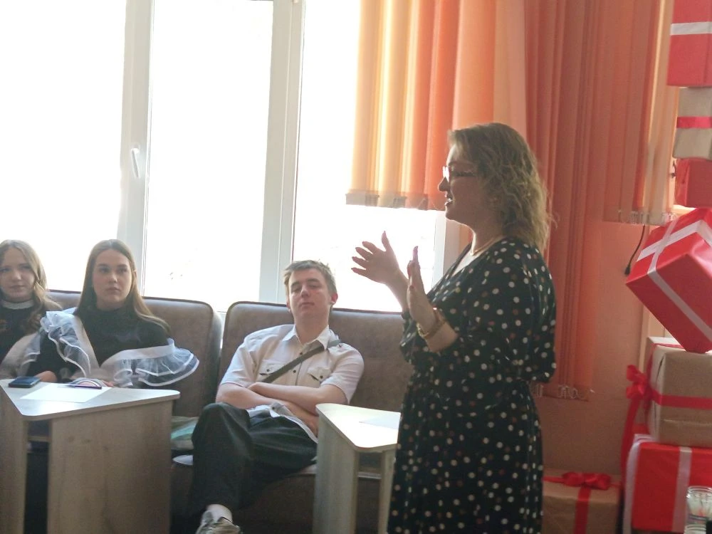 🎓 Стоп, тревога! Как наши выпускники учились справляться со стрессом перед ЕГЭ Сегодня для наших оди