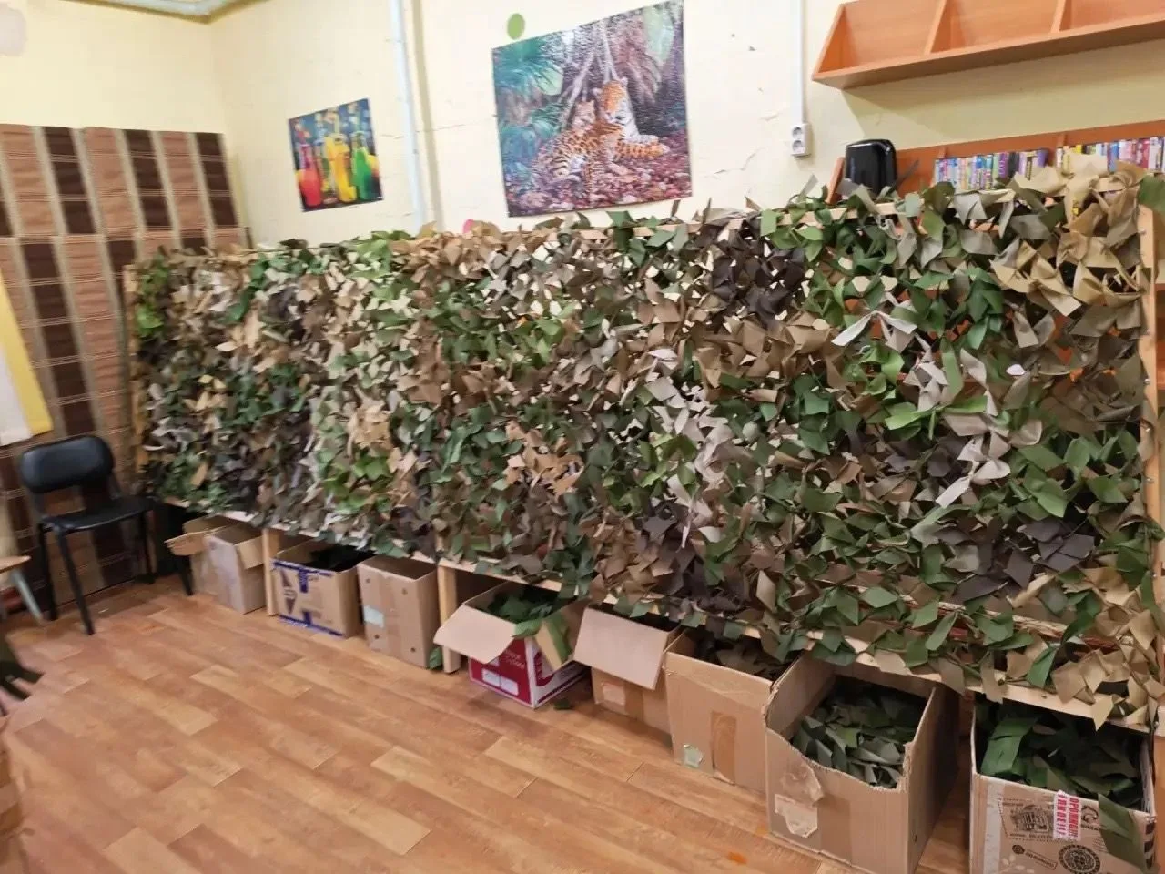 Десятый класс школы №8 п.Стрелка заглянули в волонтёрский клуб «Паучки» и приняли участ...