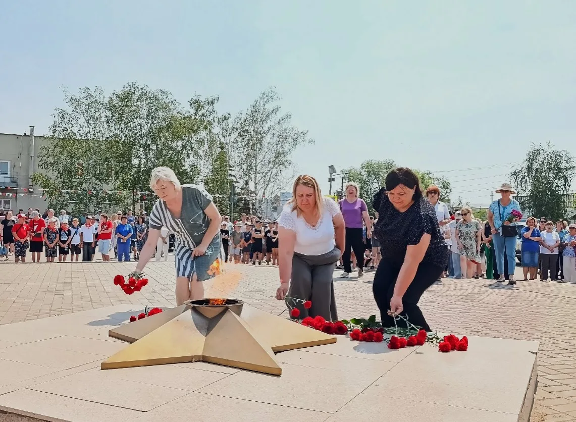 В День памяти и скорби любинцы почтили память ветеранов Великой Отечественной войны

Сегодня, 22 июн