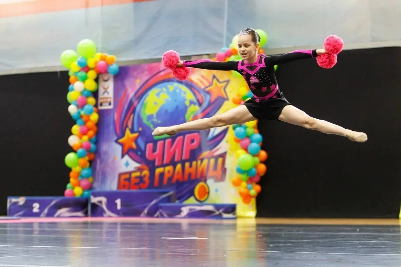 Чир без границ 🌟  Ученица 4А класса Ольга доказала: спорт — это не только упорные тренировки и волне