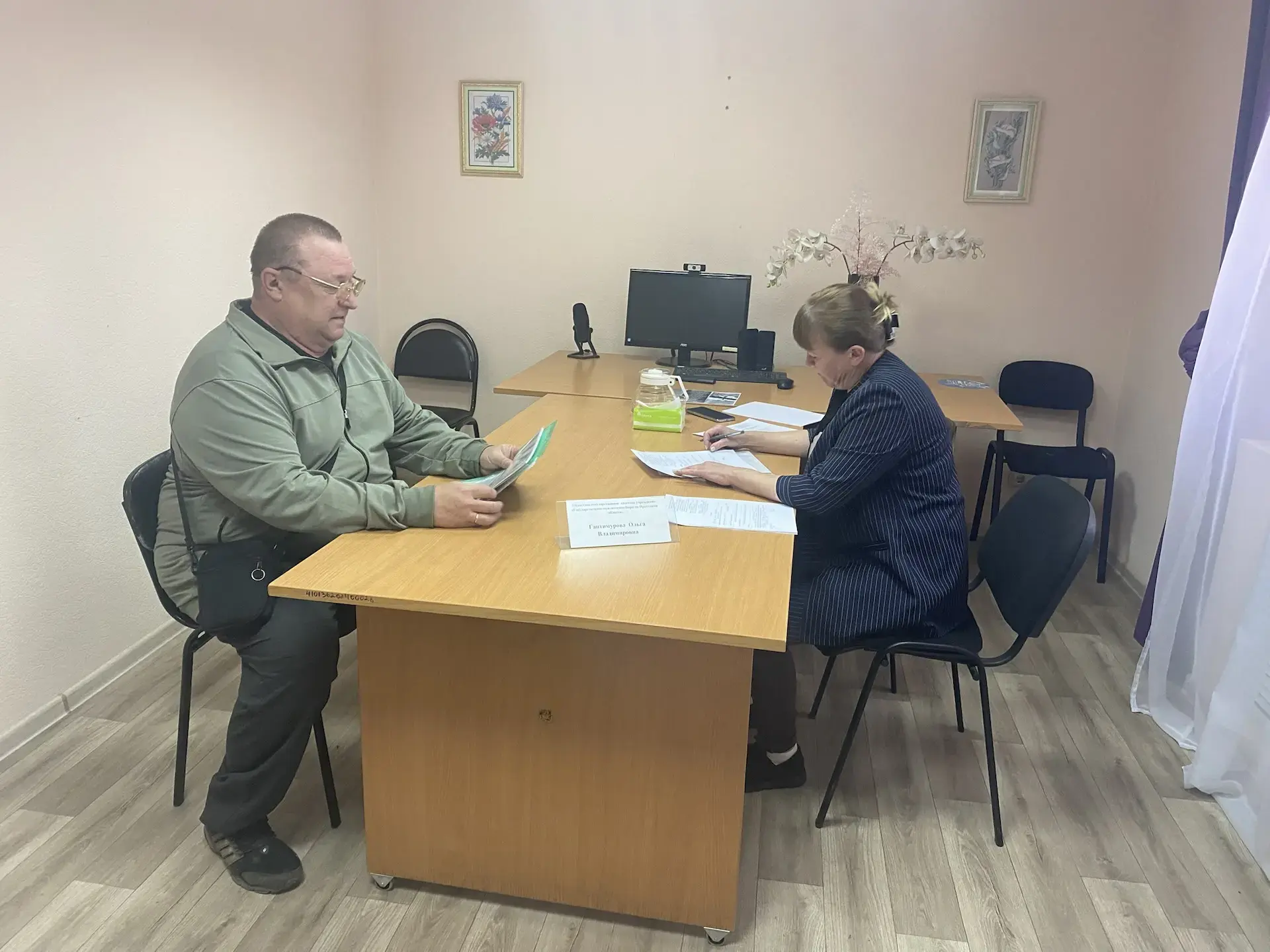 Юридическая помощь востребована у усольчан ⚖️  Раз в месяц в усольском Управлении соцзащиты проводят