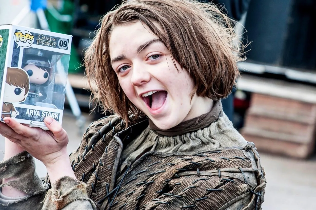 HBO поделились раннее неопубликованными фото со съёмок «Игры престолов» в честь 15-летия сериала.  🍿