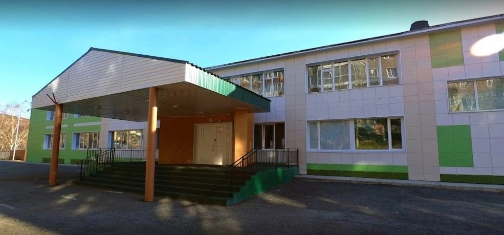 Уважаемые родители будущих первоклассников и десятиклассников! 🏫

Продолжается приём в 1-е классы и