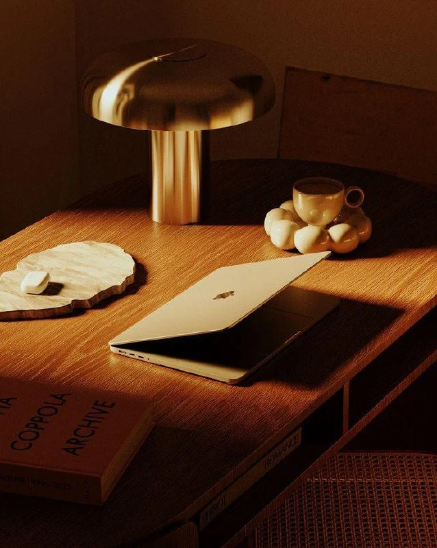 "Людям легче держaть на языке pаскаленные угли, нежели тайнy."