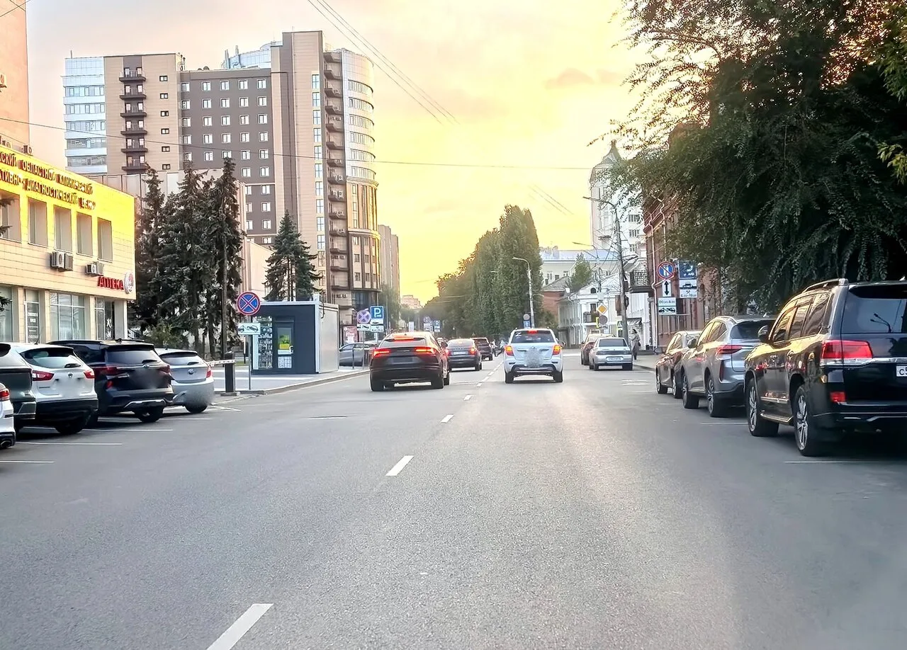 Интересно : Сколько пенсионеру с его пенсией нужно жизней, чтобы купить такую машинку?)))