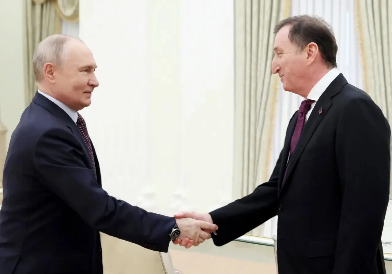 Сегодня свой день рождения отмечает Президент нашей страны, уважаемый Владимир Путин!