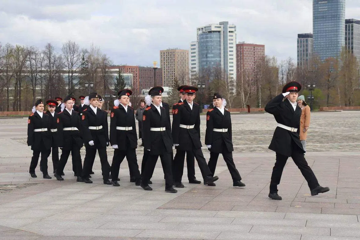 🔥 Пост №1 у «Огня Памяти и Славы»   🇷🇺 В апреле месяце право нести почетную вахту у «Огня Памяти и С